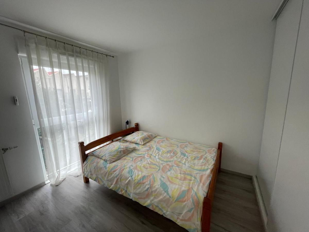 Duplex Neuf 90 M2 - 3 Chambres, Avec Jardin A Sartrouville Exterior photo